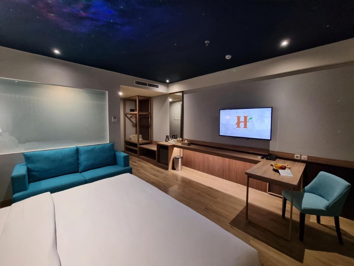 Hemangini Hotel Bandung Extérieur photo