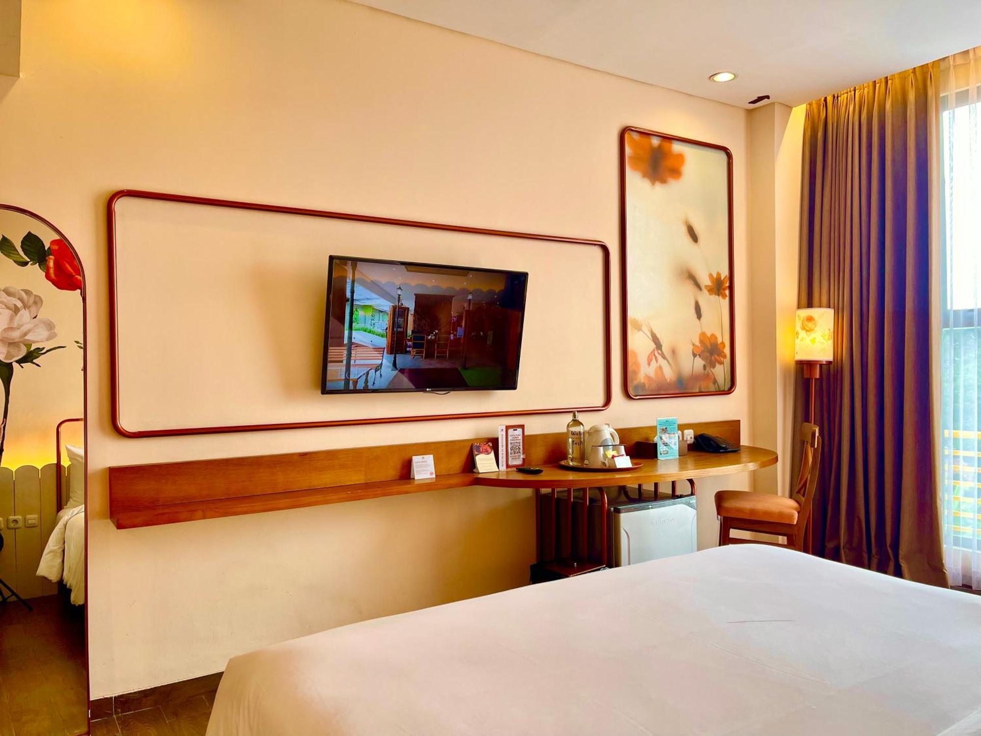 Hemangini Hotel Bandung Extérieur photo