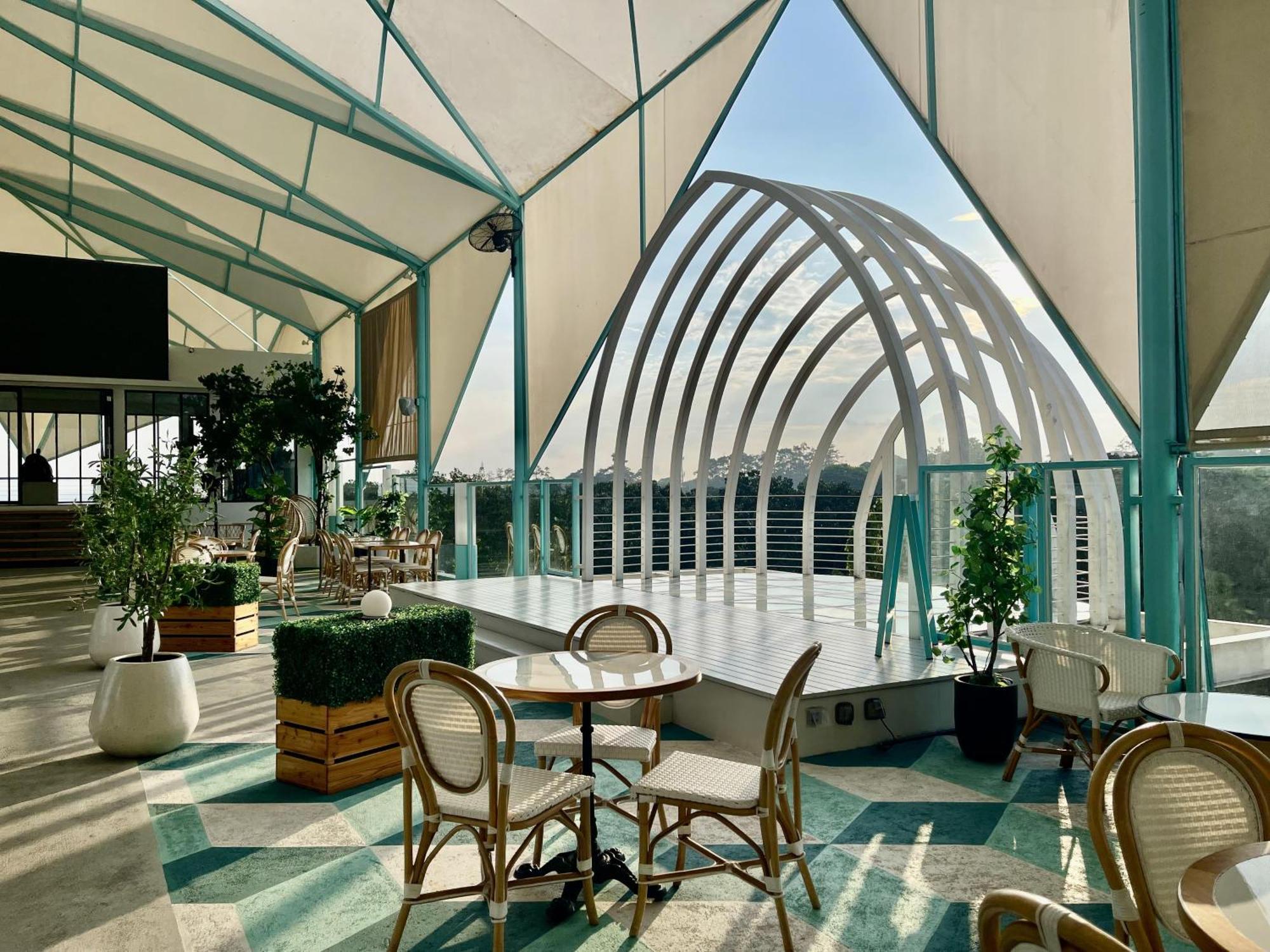 Hemangini Hotel Bandung Extérieur photo