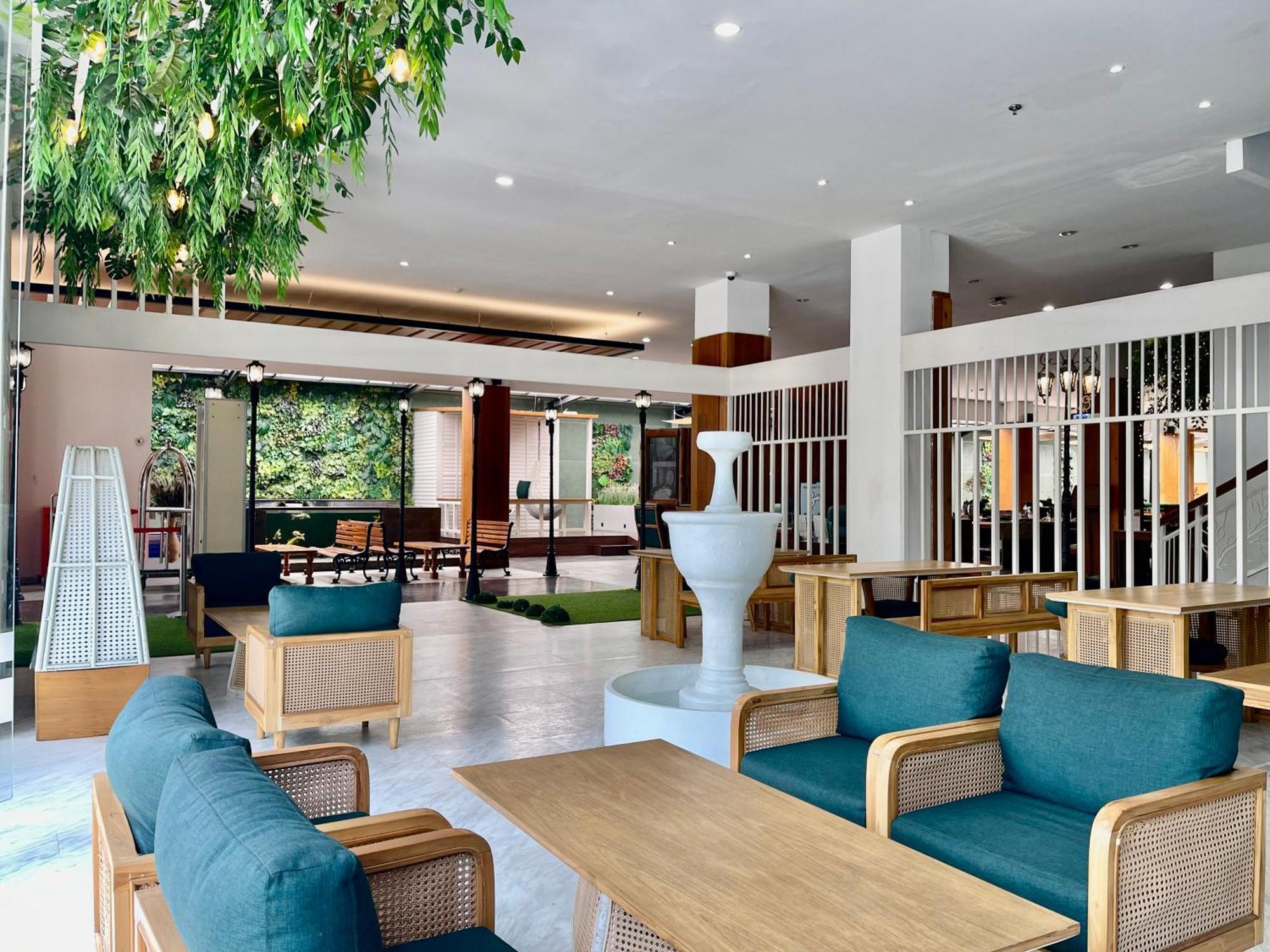 Hemangini Hotel Bandung Extérieur photo