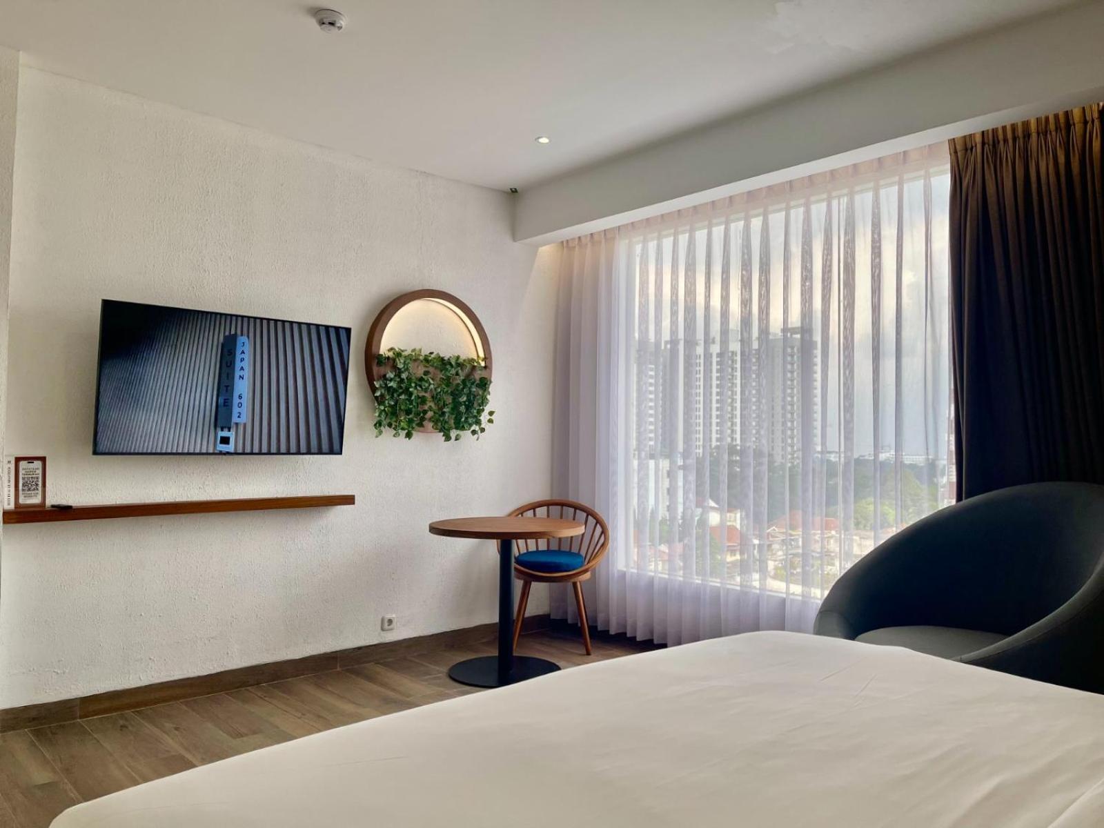Hemangini Hotel Bandung Extérieur photo