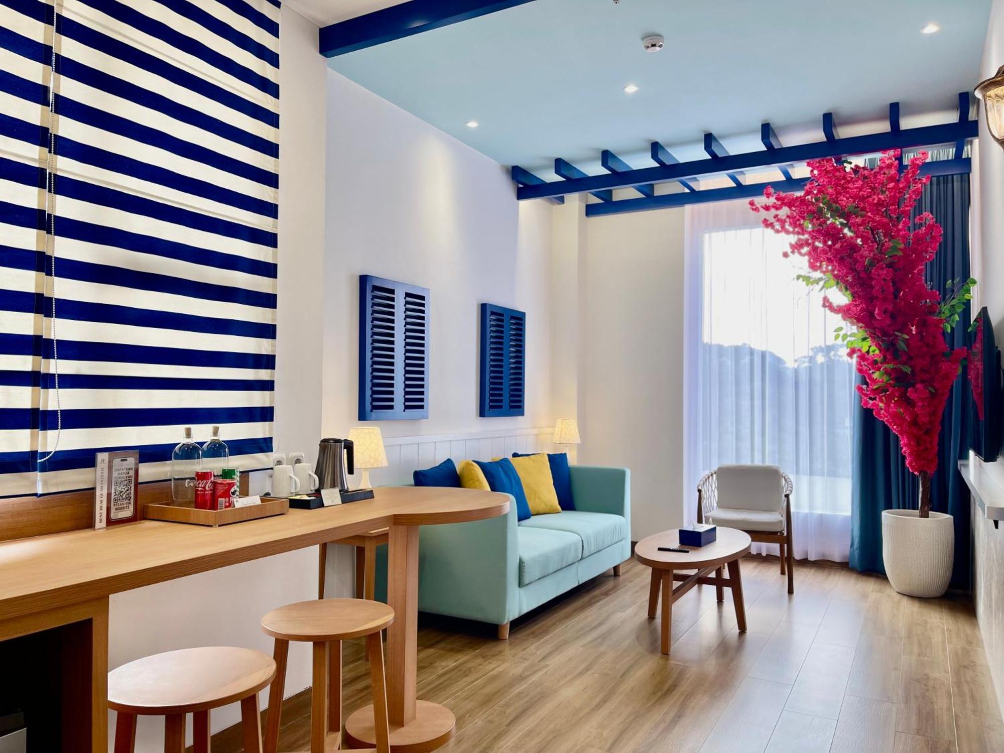 Hemangini Hotel Bandung Extérieur photo